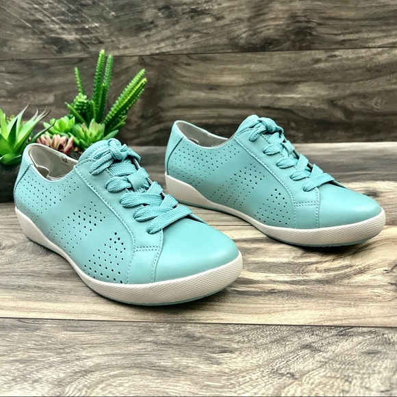 NIB Dansko Orli Nappa Leather Sneaker Aqua Blue - Picture 4 of 13